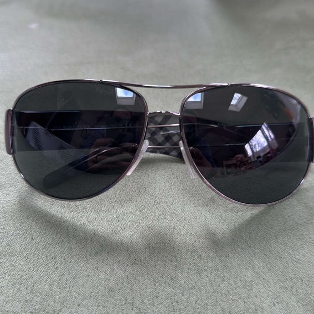 Burberry Aviator Sunglasses B-3020 m